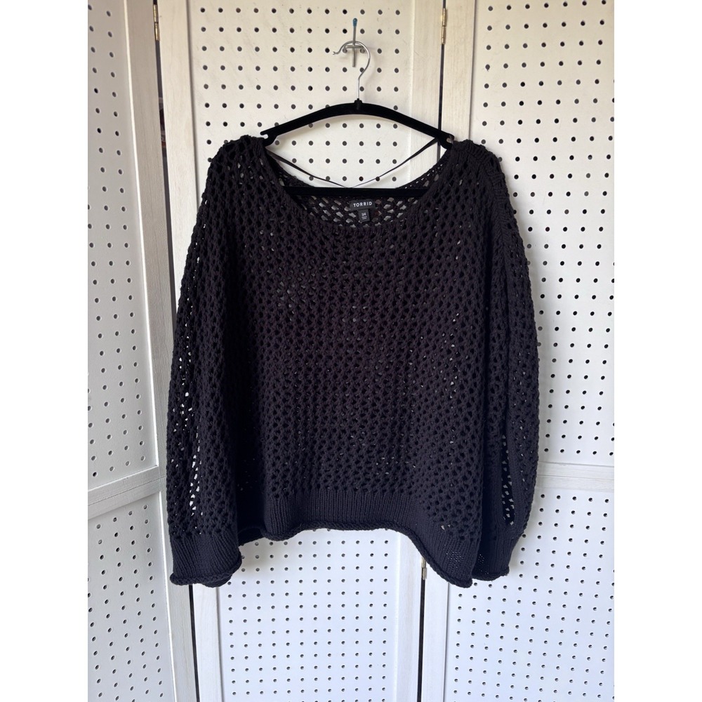 Torrid Women's Black Open Stitch Crop‎ Crochet Sweater Poncho Boho Cozy Size 3/4